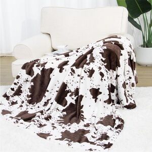 Cow Print Fleece Throw Blanket